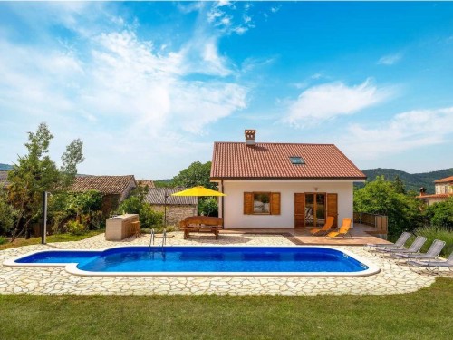 Holiday home - 6 persons -  - Pracana - 52420 - Buzet