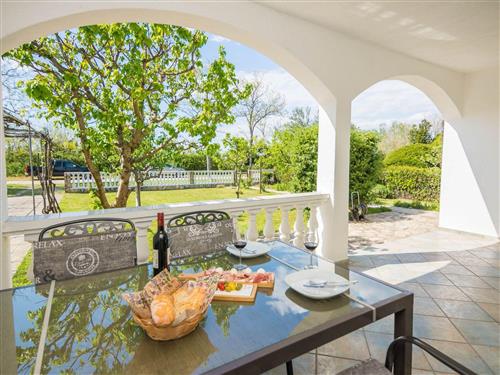 Holiday apartment - 6 persons -  - Privlaka - 23233