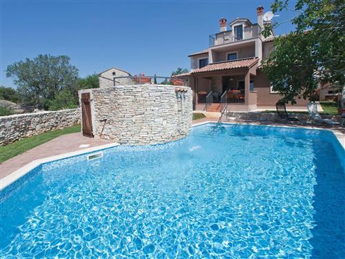 Holiday home - 12 persons -  - Bokordici - 52342