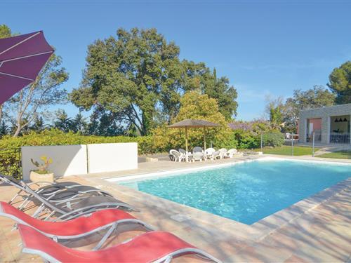 Holiday home - 11 persons -  - Quartier Fournus - 30250 - Aubais