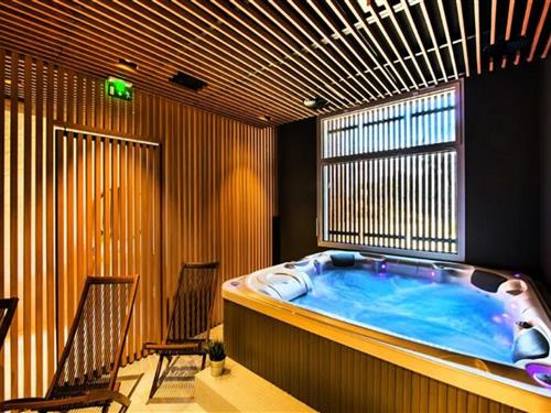 Holiday apartment - 2 persons -  - 85800 - Saint-Gilles-Croix-De-Vie