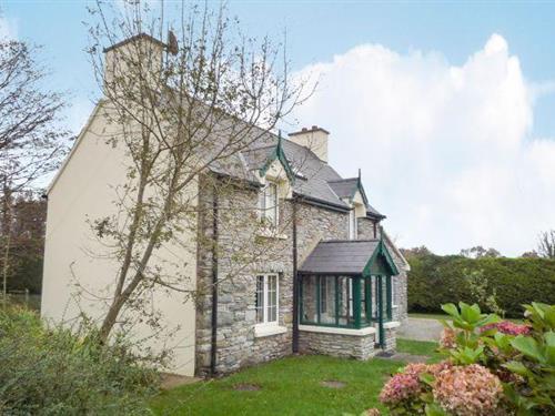 Holiday home - 6 persons -  - V93 T2N5 - Kenmare