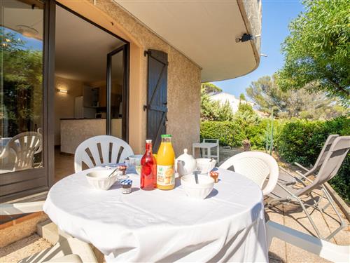 Holiday apartment - 4 persons -  - Les Issambres - 83380