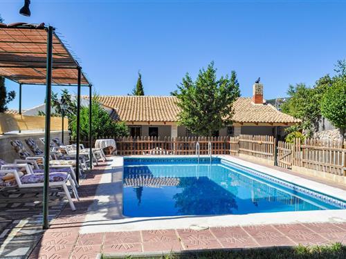 Holiday home - 12 persons -  - Carretera de Illora Km. - Montefrío, Granada - 18270 - Montefrío