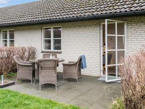 Sommerhus - 4 personer -  - Strandvejen - 3700 - Rønne