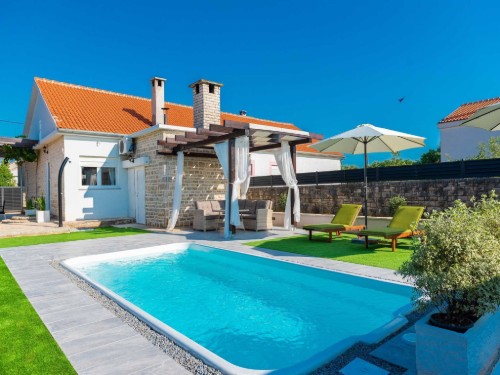 Ferienhaus - 5 Personen -  - 23226 - Pridraga