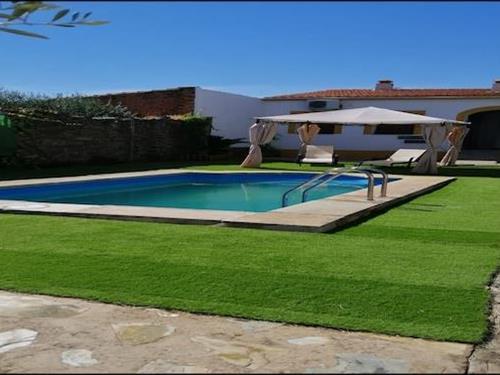 Holiday Home/Apartment - 6 persons -  - 10580 - Membrio, Cáceres