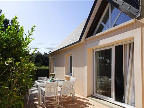 Holiday Home/Apartment - 8 persons -  - 50430 - Saint-Germain-Sur-Ay