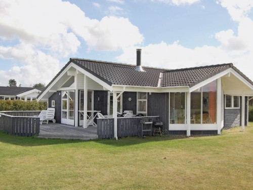 Fritidshus - 8 personer -  - Elsdyrstien - Marielyst - 4873 - Væggerløse