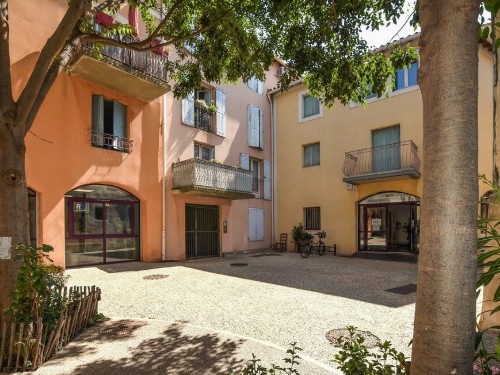 Holiday apartment - 2 persons -  - rue de Valmy - 84800 - L'isle-Sur-La-Sorgue