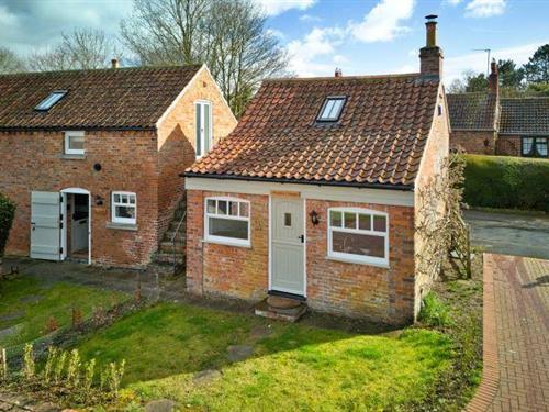 Holiday home - 2 persons -  - LN9 5QF - Hemingby