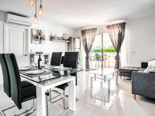Ferieleilighet - 4 personer -  - AV Magnolia 16 Esc E Puerta - 07559 - Cala Bona