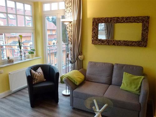 Holiday Home/Apartment - 4 persons -  - Ostseeallee - 18225 - Ostseebad Kühlungsborn