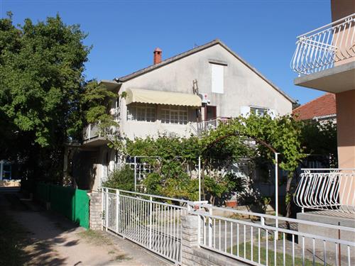 Holiday apartment - 4 persons -  - Ulica Ivana Meštrovica - 23210 - Biograd Na Moru