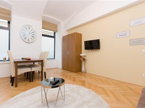 Holiday Home/Apartment - 4 persons -  - Belvederegasse - 1040 - Wien