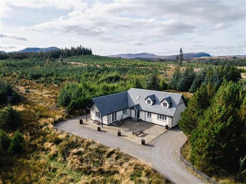 Holiday home - 6 persons -  - Loch Ness - IV2 6UP