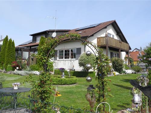 Holiday Home/Apartment - 5 persons -  - Hofmarkstraße - 93339 - Riedenburg-Harlanden