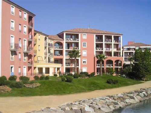 Holiday Home/Apartment - 8 persons -  - 83120 - Ste Maxime