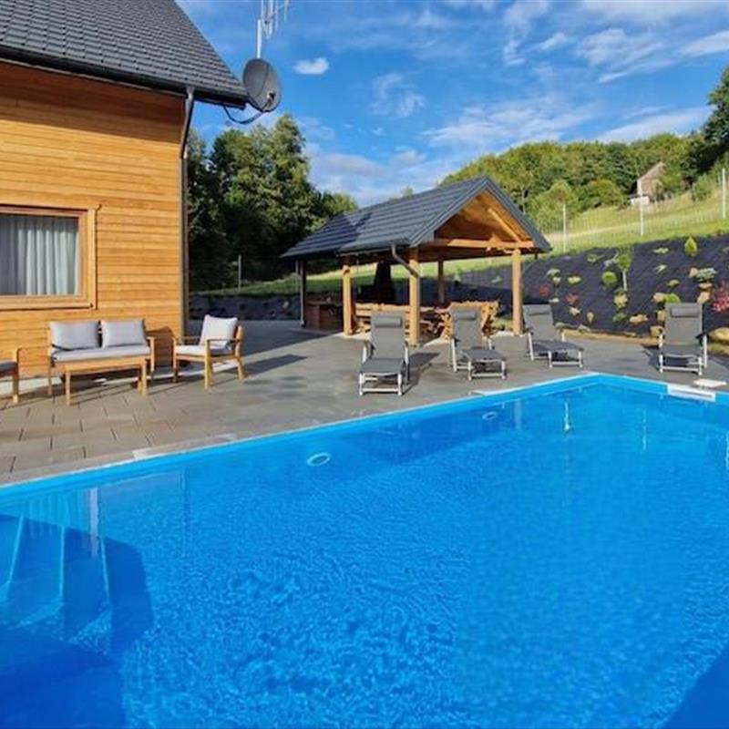 Sommerhus - 12 personer -  - 39124 - Iwierzyce