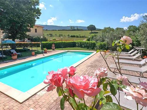 Fritidshus - 5 personer -  - Via Fano - 06025 - Nocera Umbra