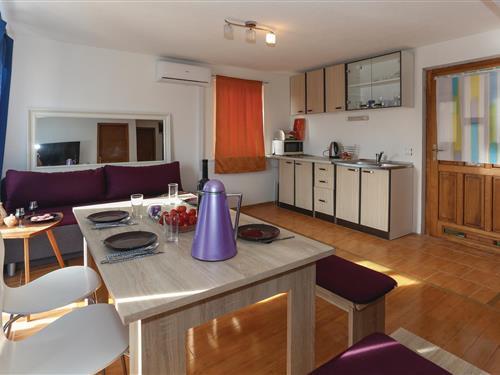 Ferielejlighed - 4 personer -  - Slatinska - Ciovo-Slatine - 21224 - Slatine