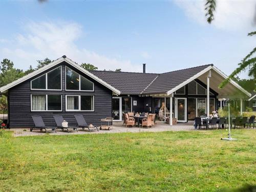 Vakantiehuis - 18 personen -  - Asserbohusvej - Asserbo - 3300 - Frederiksværk