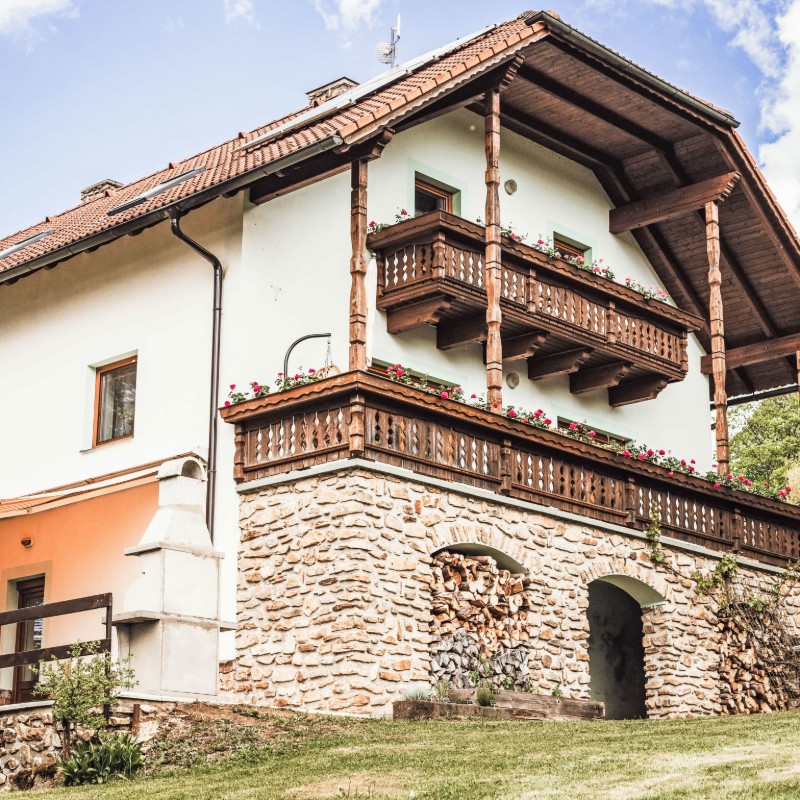 Sommerhus - 8 personer -  - 383 01 - Nebahovy