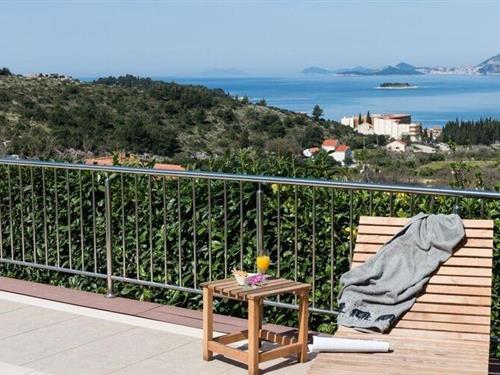 Holiday Home/Apartment - 2 persons -  - 20210 - Cavtat