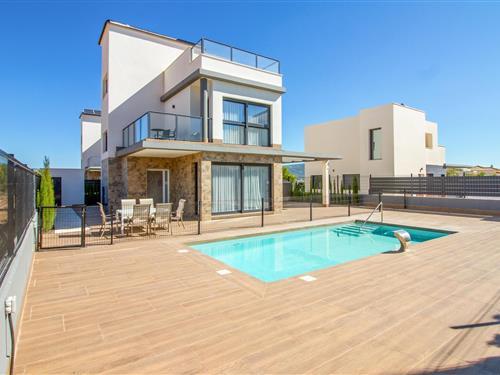 Holiday home - 8 persons -  - Calle Río Segre - Castalla Internacional - 03420 - Castalla