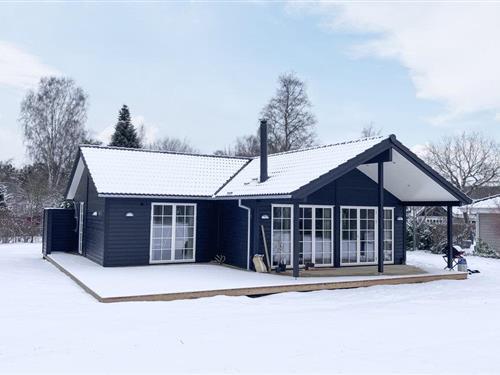 Sommerhus - 6 personer -  - Indelukket - Englerup - 4060 - Kirke Såby
