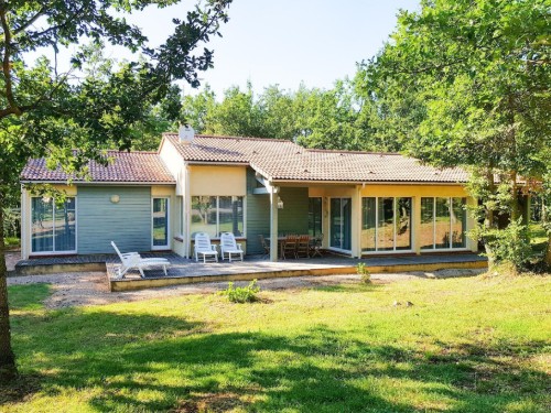 Holiday home - 8 persons -  - 11500 - Quillan