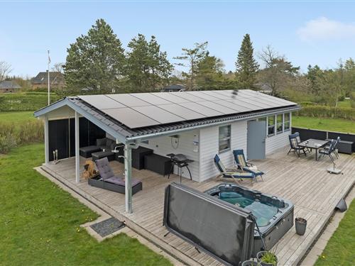 Holiday home - 4 persons -  - Hedegaarde Syd - Øster Hurup - 9560 - Hadsund