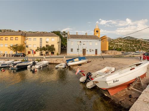 Holiday apartment - 2 persons -  - Jerka Rukavine - 53288 - Karlobag