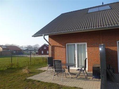 Holiday Home/Apartment - 5 persons -  - Bernsteinring - 23968 - Zierow