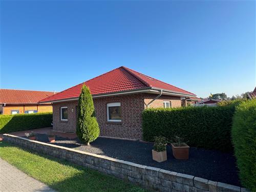 Ferienhaus - 4 Personen -  - Seeparkstraße - 26907 - Walchum