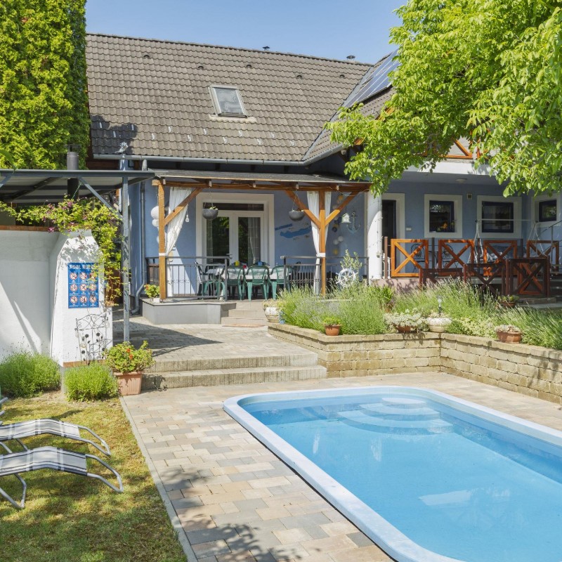 Sommerhus - 8 personer -  - 8313 - Balatongyörök