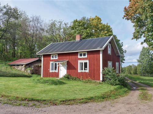 Holiday home - 4 persons -  - Gunnilstorp - Åsenhöga/Gjosnö - 335 93 - Åsenhöga