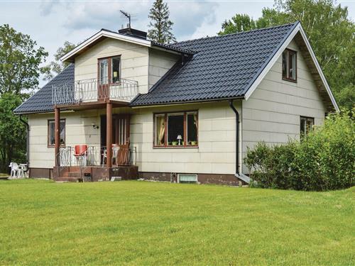 Holiday home - 6 persons -  - Långaryds Älmhult - 314 97 - Torup
