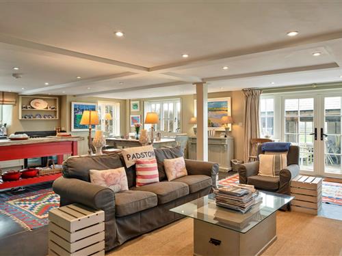 Holiday home - 10 persons -  - PL27 7UG - St Eval