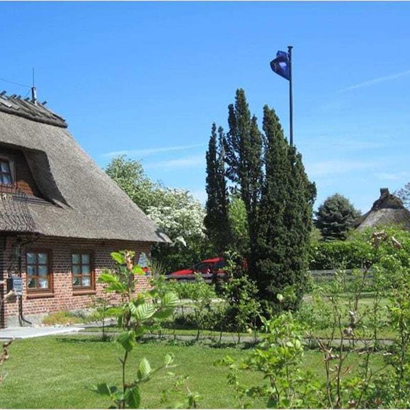 Sommerhus - 4 personer -  - 24395 - Nieby