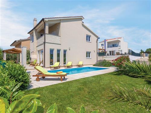 Holiday Home/Apartment - 6 persons -  - Pula/Pomer - 52203