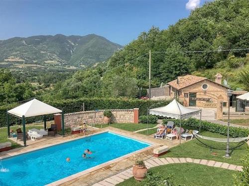 Hytte - 5 personer -  - 61043 - Cagli