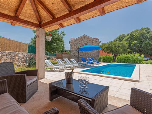 Holiday home - 9 persons -  - Vranjkovici - Sibenik-Siritovci - 22324 - Siritovci