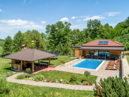 Holiday home - 8 persons -  - Ludbreska - Varazdin-Kelemen - 42203 - Kelemen