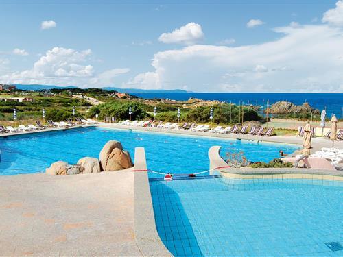 Holiday Home/Apartment - 6 persons -  - Via Aldebaran, Loc. Capo Testa - Santa Teresa Di Gallura - 07028 - St. Teresa Di Gallura