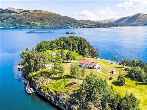 Sommerhus - 10 personer -  - Strandebarm - 5630