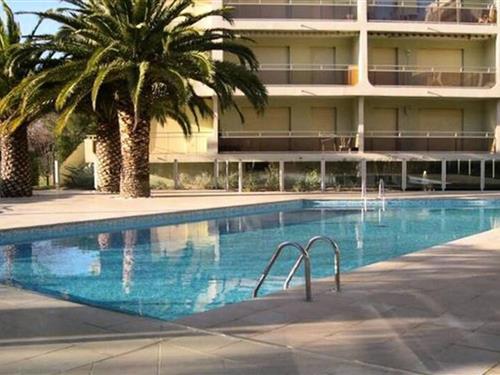 Holiday Home/Apartment - 6 persons -  - 83120 - Ste Maxime