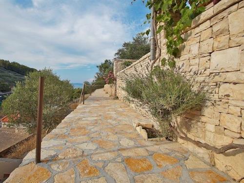 Holiday Home/Apartment - 4 persons -  - 20270 - Vela Luka