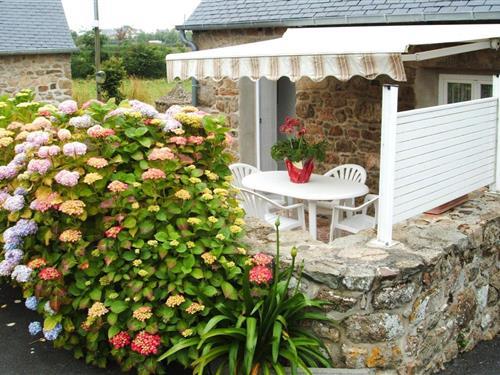 Sommerhus - 4 personer -  - 22610 - Lanmodez