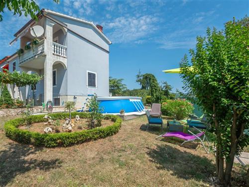 Holiday Home/Apartment - 5 persons -  - Pican - 52333